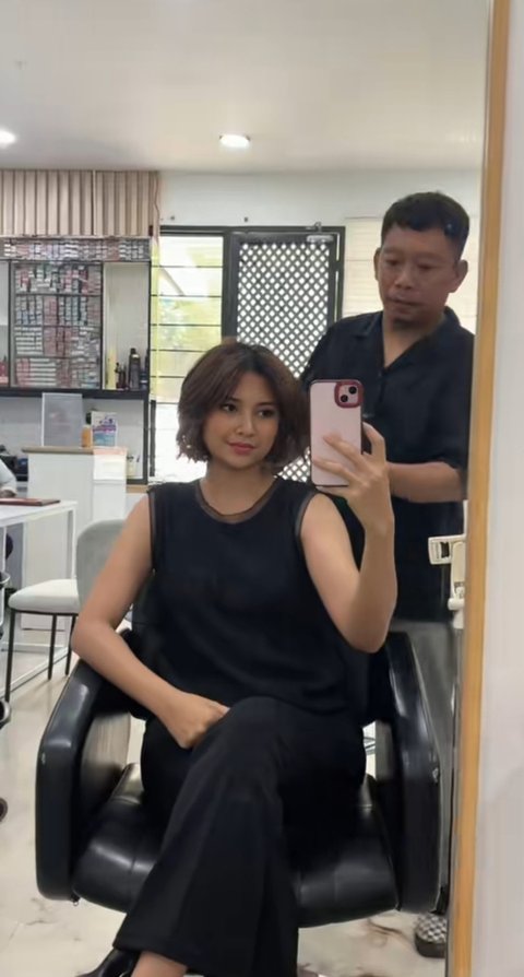 Makin Cantik! 10 Potret Terbaru Indah Permatasari Tampil dengan Rambut Pendek, Bikin Pangling