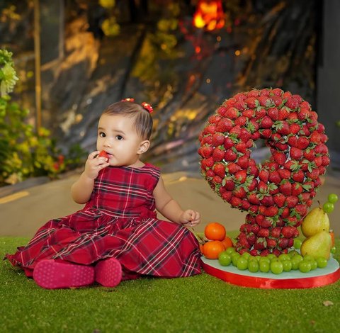 8 Potret Cantik Azura, Anak Kedua Atta Halilintar & Aurel Hermansyah yang Kini Sudah Sembilan Bulan