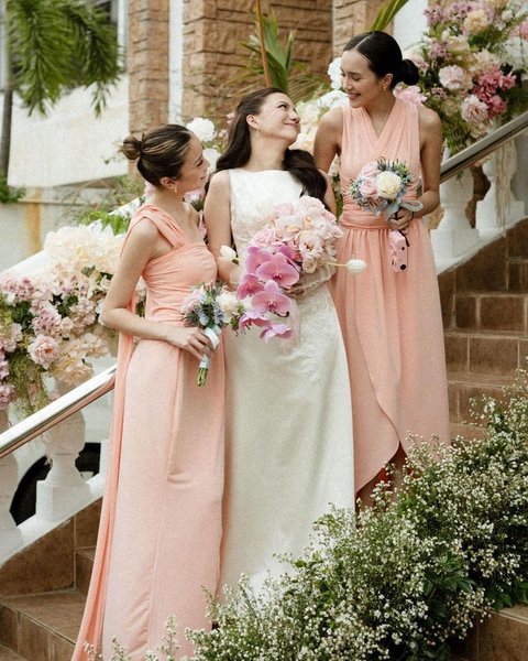 8 Foto Cantik Beby Tsabina dan Sephora Ketika Menjadi Bridesmaid di Pernikahan Cassandra Lee dan Ryuken Lee