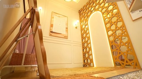 10 Photos of Ustaz Dennis Lim's Handsome New House, Like a Palace in the Middle of a Village