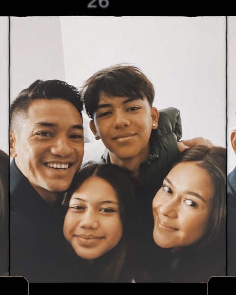 Bikin Bangga, 7 Foto Andrew White dan Nana Mirdad Ketika Antar Jason Hari Pertama Kuliah di Australia