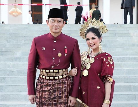 Juara Busana Terbaik, Potret Annisa dan Agus Yudhoyono Tampil Menawan Pakai Baju Adat Bugis - Dapat Hadiah Sepeda