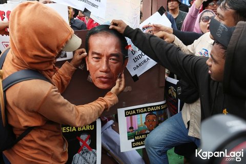 Aksi demo ini juga menarik perhatian media internasional. Demonstrasi serupa berlangsung di beberapa daerah, termasuk Bandung, Jogja, dan Makassar.<br>