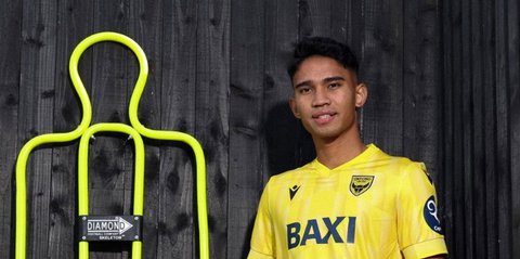 Marselino Ferdinan jadi Modelnya, Berapa Sih Harga Jersey Oxford United?