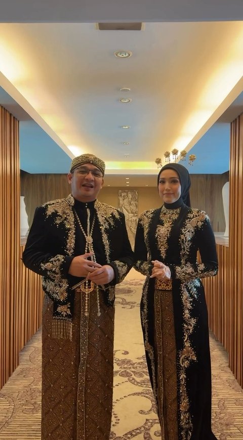 Tampil Kompak Bak Pengantin Baru Lagi