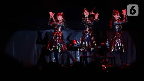 FOTO: BabyMetal Memukau di Panggung Nex Fest 2024, Aksinya Bikin Geger