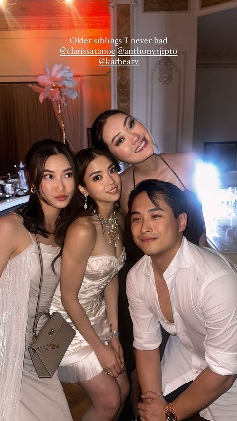 Model ternama dan aktris cantik, Gaby Hartanto, yang merupakan teman dekat Clarissa dan Anthony, tentu saja tidak ingin melewatkan momen spesial ini.<br><br>