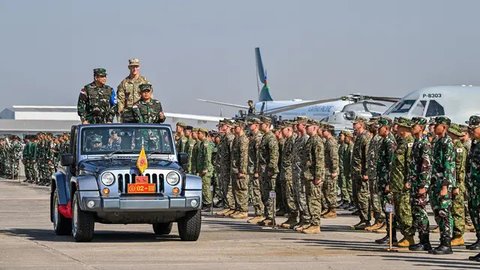 FOTO: Latihan Gabungan Super Garuda Shield 2024 Resmi Dibuka di Sidoarjo, Libatkan Ribuan Tentara dari Berbagai Negara