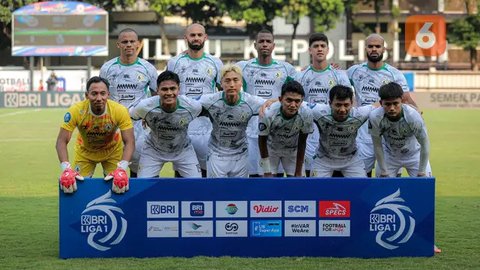 FOTO: Gol Spektakuler Kenneth Ngwoke ke Gawang PSS Sleman Sukses Antarkan Semen Padang Raih Kemenangan Perdana di BRI Liga 1 2024/2025