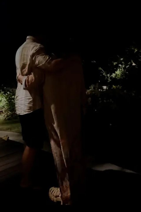 Mayangsari dan Suami Liburan di Villa (Sumber: Instagram/mayangsari_official)