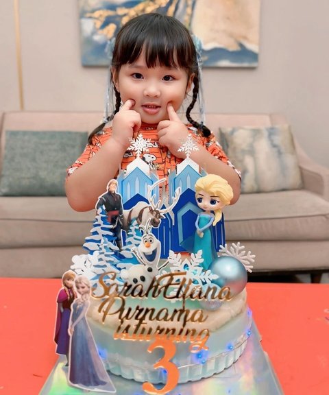 Heboh Saat Tiup Lilin, 8 Foto Perayaan Ulang Tahun Ke-3 Sarah Anak Ahok dan Puput Yang Gelar Pesta di Sekolah