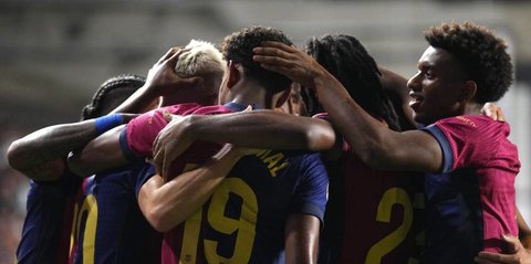 Rapor Pemain Barcelona di Kandang Rayo Vallecano: Debut Dani Olmo Bernilai 9