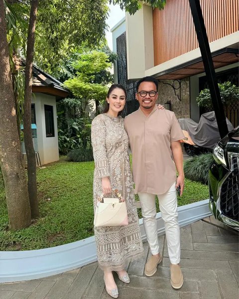 Potret mesra Jennifer Dunn dan Faisal Haris yang selalu tampil kompak (sumber: Instagram/jeje_haris89)