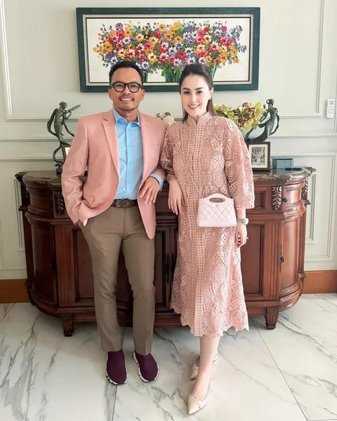Potret mesra Jennifer Dunn dan Faisal Haris yang selalu tampil kompak (sumber: Instagram/jeje_haris89)