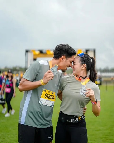 Potret Ririn Ekawati Perdana Ikut Marathon, Ibnu Jamil Beri Dukungan Penuh - Netizen Auto Baper