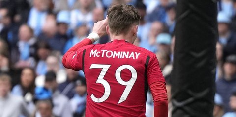 Erik Ten Hag Akui Tidak Ikhlas Scott McTominay Gabung Napoli