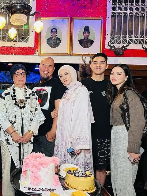 Cantiknya Alyssa Daguise di Ultah Nenek Al Ghazali, Calon Mantu Ahmad Dhani yang Sudah Dianggap Keluarga Sendiri