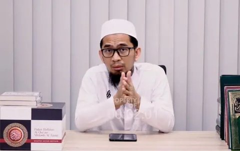 Ustadz Khalid Basalamah dan Ustadz Adi Hidayat atau UAH. (Instagram/Istimewa dan YouTube/Adi Hidayat Official)