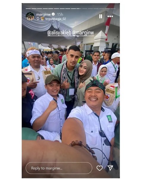 Artis Ini Dampingi Suami Maju Pilkada 2024. (Sumber: Instagram/marginw/sonyafatmala)
