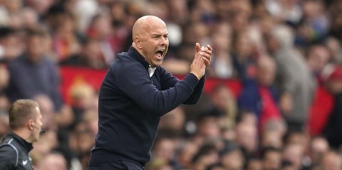 Catatan Menarik Manchester United vs Liverpool: Nasib Buruk Erik Ten Hag & Rekor Impresif Arne Slot
