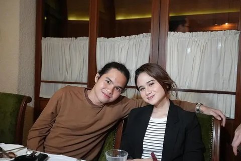 Potret Anak dan Calon Menantu Maia Estianty di Ultah Al. (Sumber: Instagram/elelrumi)
