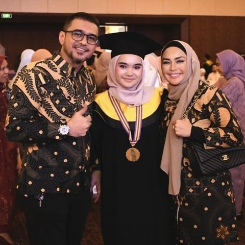 Putrinya Iyeth Bustami Baru Saja Diterima di Universitas Indonesia