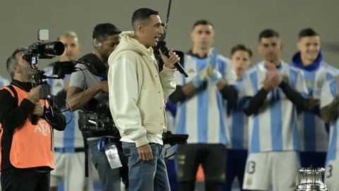 FOTO: Momen Perpisahan Angel Di Maria dengan Argentina Penuh Haru, Pesan Menyentuh Messi di Video Sampai Membuatnya Menangis