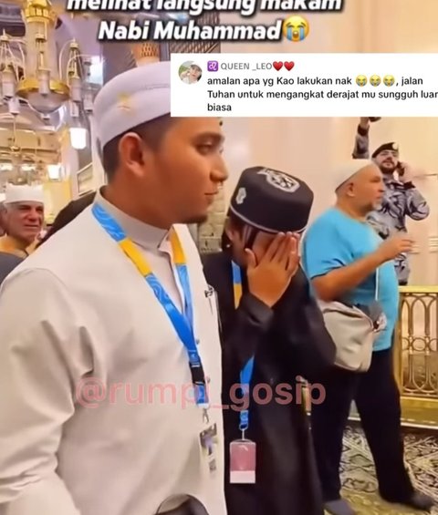 8 Potret Fajar Sad Boy Jalani Ibadah Umrah, Tak Kuasa Menahan Tangis