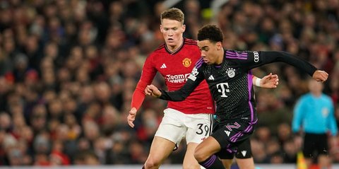 Joshua Zirkzee Ajak Jamal Musiala Gabung Manchester United