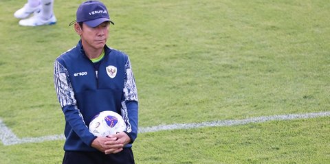 Targetkan Poin Lawan Australia, Shin Tae-yong Andalkan Justin Hubner di Lini Belakang
