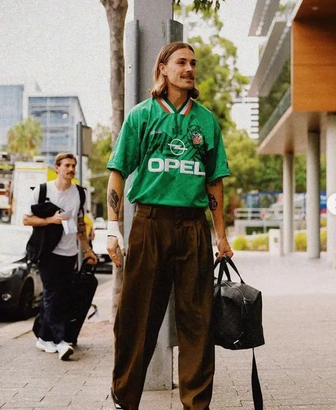 Profil Jackson Irvine, Abang Skena Timnas Australia yang Gaya Berpakaiannya Dipuji Netizen (doc: Instagram.com/@jacksonirvine_)