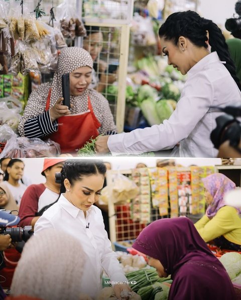 Potret Kris Dayanti Blusukan ke Pasar & Grebek Tahlilan Warga di Batu, Berkemeja Putih Tetap Stunning