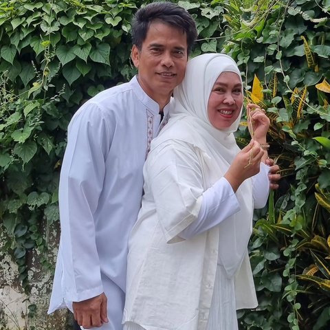 Foto Kebersamaan Lesti Kejora dengan Ayah dan Ibunya, yang Dulunya Pernah Bekerja Sebagai ART dan Menjual Mi Ayam