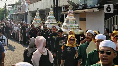 FOTO: Melihat Kemeriahan Kirab Sekaten untuk Menyambut Peringatan Maulid Nabi Muhammad SAW di Pisangan Timur