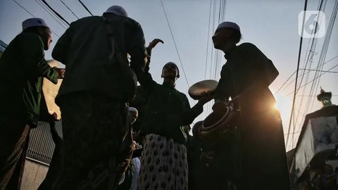 FOTO: Melihat Kemeriahan Kirab Sekaten untuk Menyambut Peringatan Maulid Nabi Muhammad SAW di Pisangan Timur