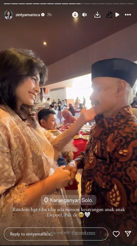 Tampil Menawan dan Elegan, 7 Foto Sintya Marisca di Acara Pernikahan - Netizen Mendoakan Segera Menyusul