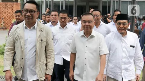 FOTO: Pasangan Bacagub Jakarta Ridwan Kamil-Suswono Rapat Perdana dengan Tim Pemenangan RIDO Bersama KIM Plus