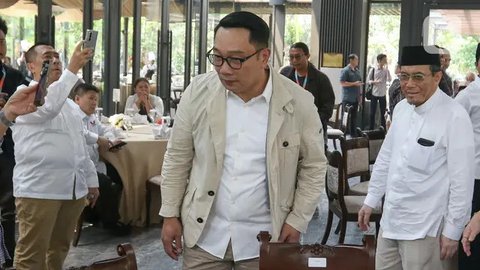 FOTO: Pasangan Bacagub Jakarta Ridwan Kamil-Suswono Rapat Perdana dengan Tim Pemenangan RIDO Bersama KIM Plus