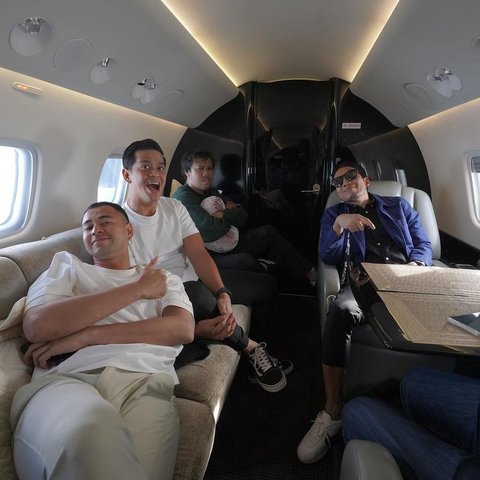 Intip Keseruan Raffi Ahmad Bareng Band The Popstars Pas Manggung, Berangkat Naik Private Jet