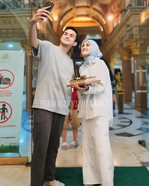 Cut Syifa dan Rizky Nazar di lokasi syuting sinetron My Heart. (sumber: Instagram/about.kyfa_official/rizkynazar20)
