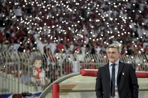 Pelatih Bahrain, Dragan Talajic. (Mazen Mahdi / AFP)