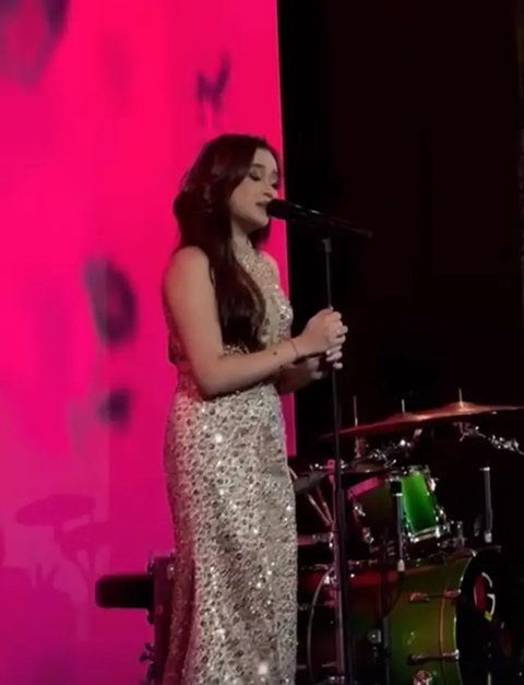 Potret Brisia Jodie dan Jonathan Alden Hadiri Kondangan (Sumber: Instagram/brisiajodie96)