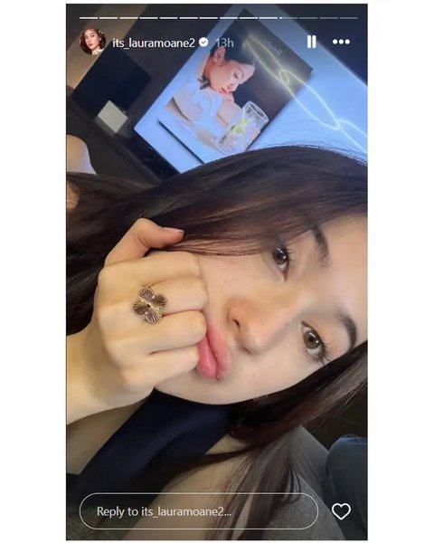 Potret Laura Moane di Singapura. (Sumber: Instagram/alghazali7/its_lauramoane2)