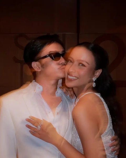 Potret mesra Kevin Ardilova dan Kaneishia Yusuf. (sumber: Instagram/kevinardillova)