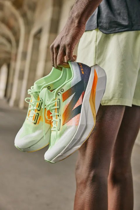 Menyelesaikan marathon dengan lebih nyaman berkat sepatu lari berteknologi baru (New Balance)