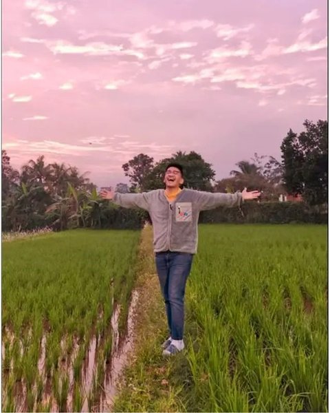 Penampilan Ruben Onsu usai berpisah dari Sarwendah. (sumber: Instagram/ruben_onsu)