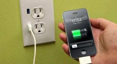 Nah, dalam artikel kali ini, kami akan mengulas kembali tips charge baterai HP dengan cepat dan benar