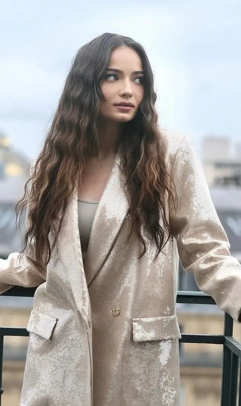 Enzy Storia di Loreal Paris Fashion Week. [@enzystoria]