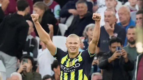 Manchester City - Ilustrasi Erling Haaland berbagai gaya (Bola.com/Adreanus Titus)