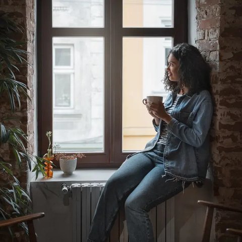 ilustrasi perempuan bekerja sombong/Photo by Vlada Karpovich/Pexels